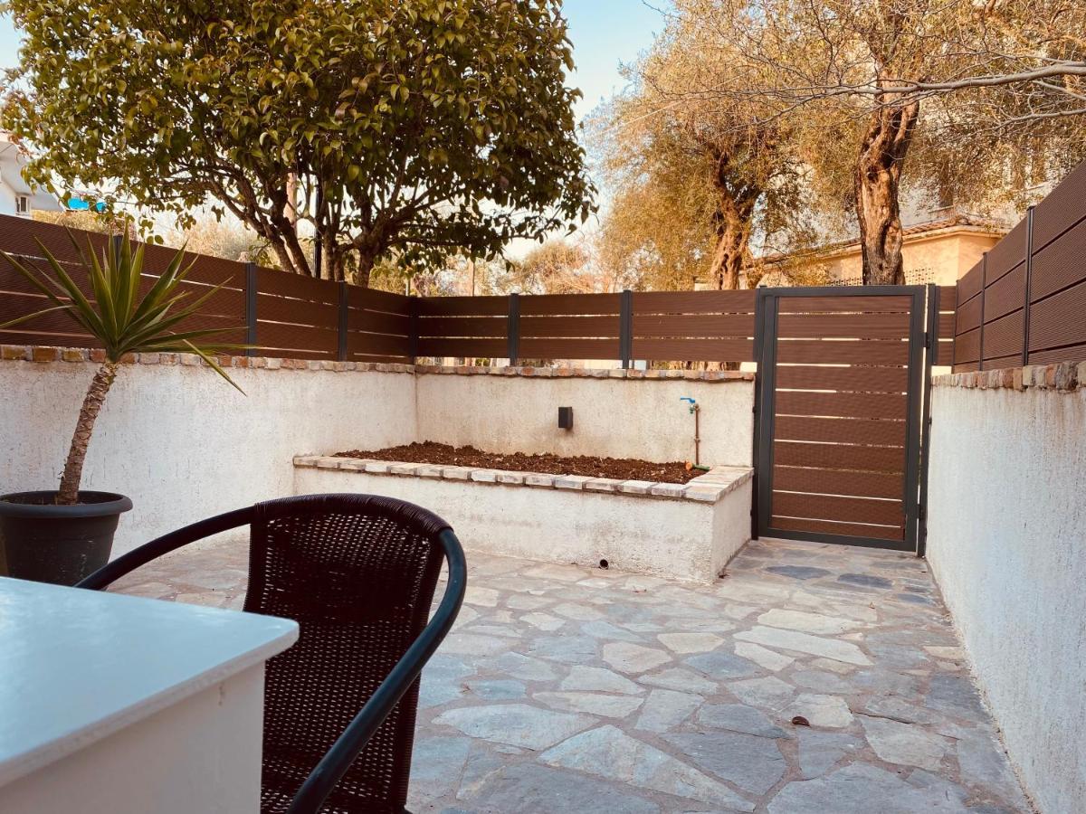 Louvros Luxury Suites Dassia (Corfu) Exterior foto
